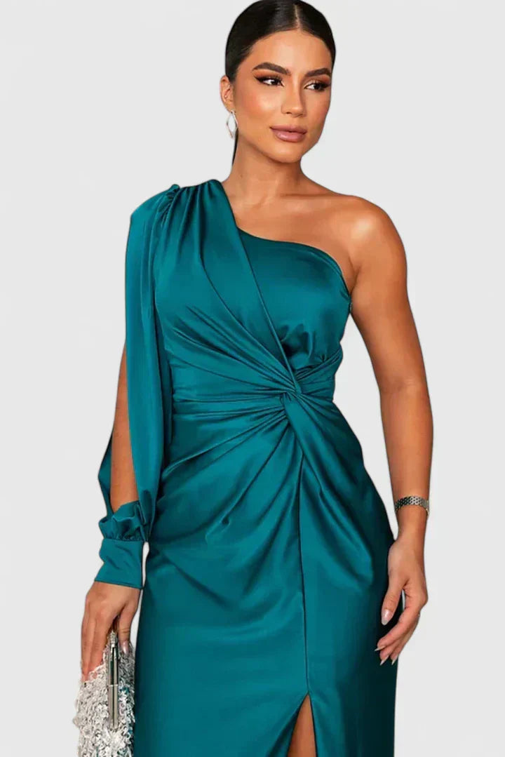 Milo Mochi | Elegant Maxi Dress