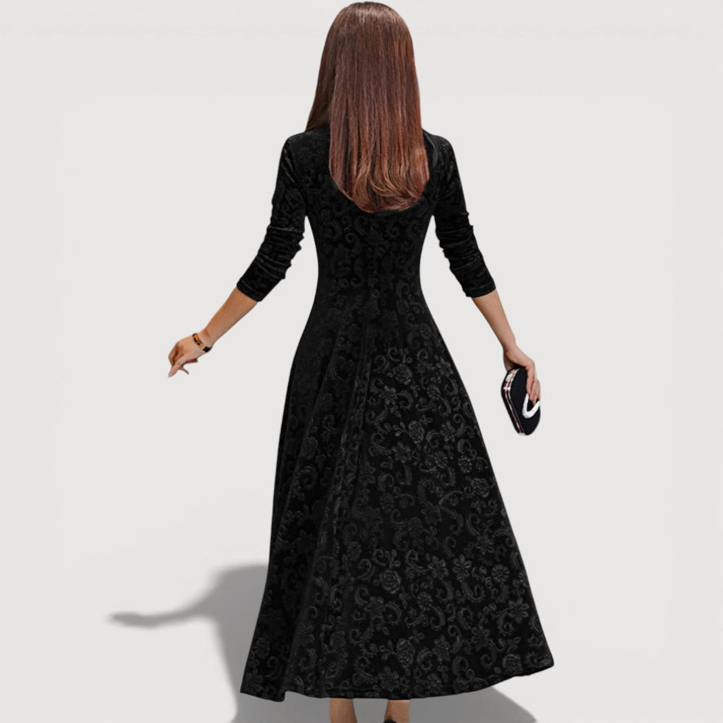 Milo Mochi | Elegant Velvet Dress