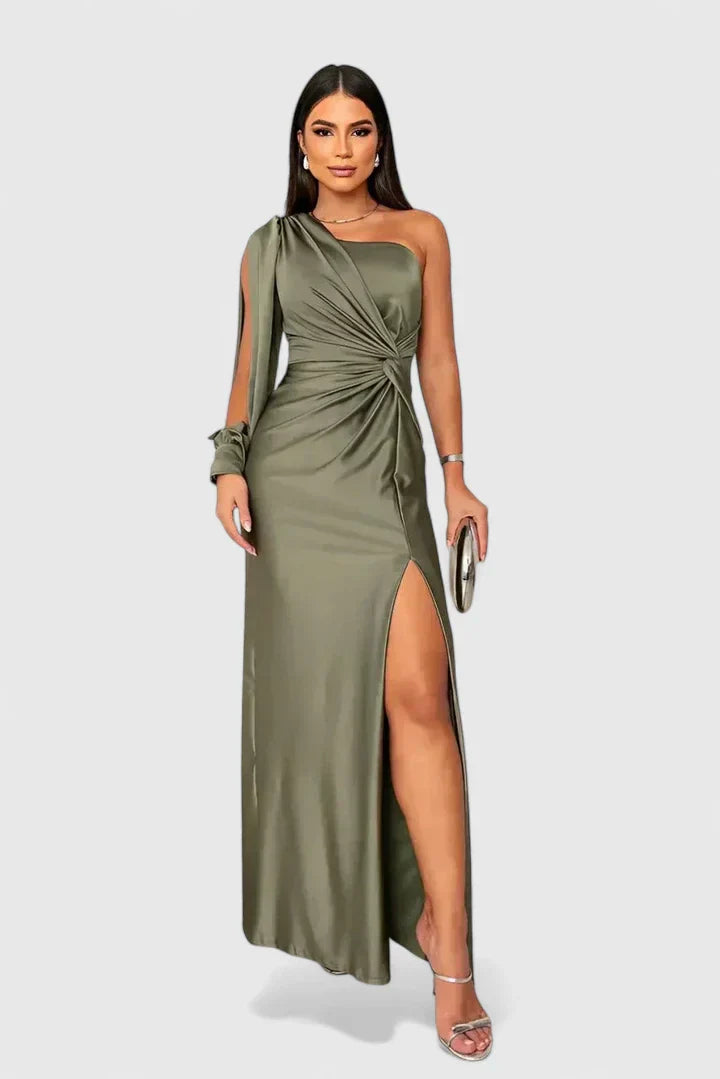 Milo Mochi | Elegant Maxi Dress