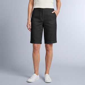 Women's Shorts | Tailored Waist Side Pockets Black front view