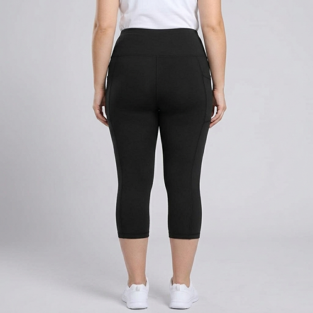 Women's Capri Pants | High-Waisted Cropped Side Pockets Black/Black/Black front view