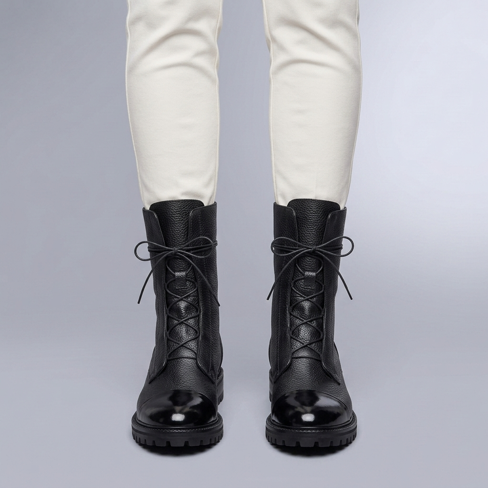 Boots For Women | Leather Lace-Up Ankle Round Toe Black three-quarter front view