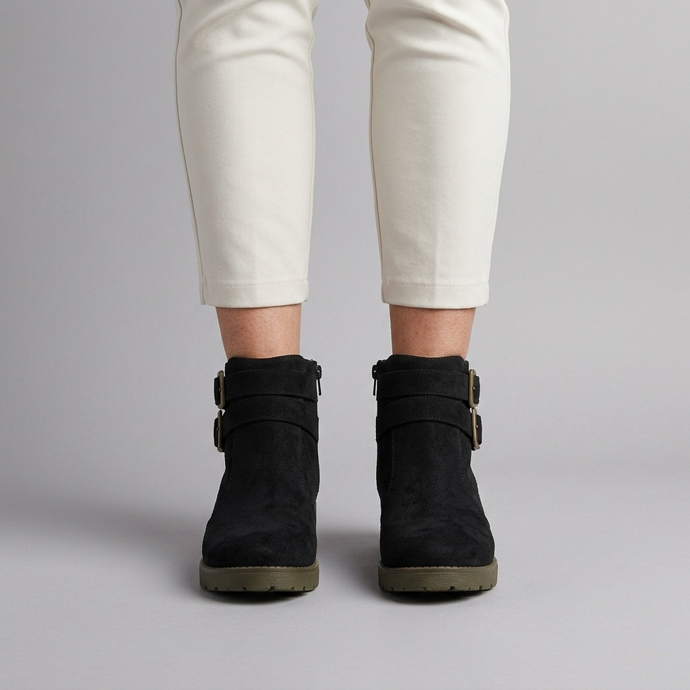 Boots For Women | Double Buckle Ankle Flat Black three-quarter front view