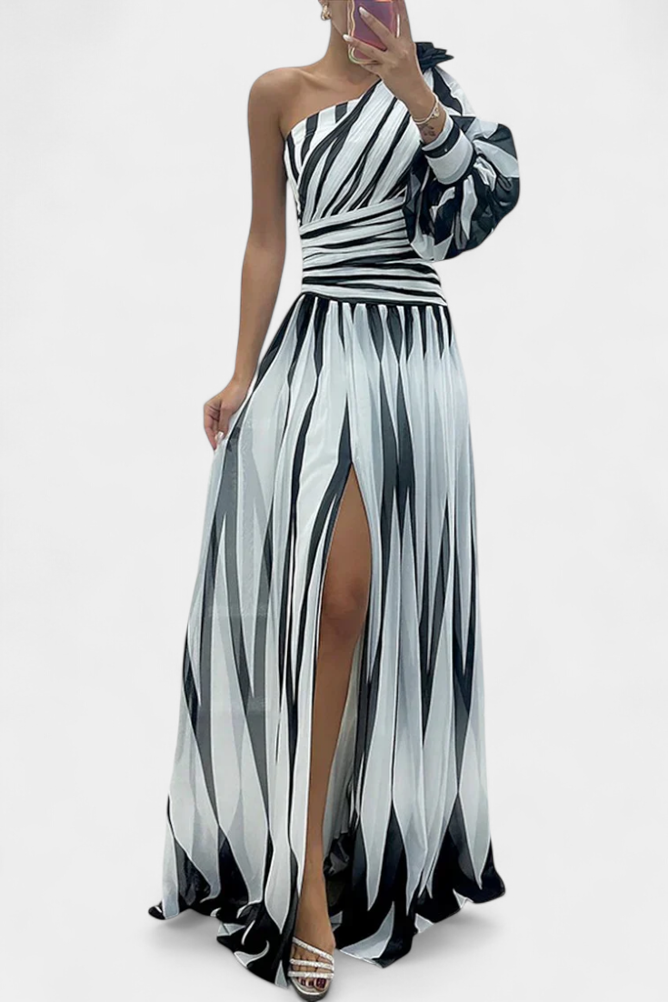 Milo Mochi | Sophisticated Maxi Dress